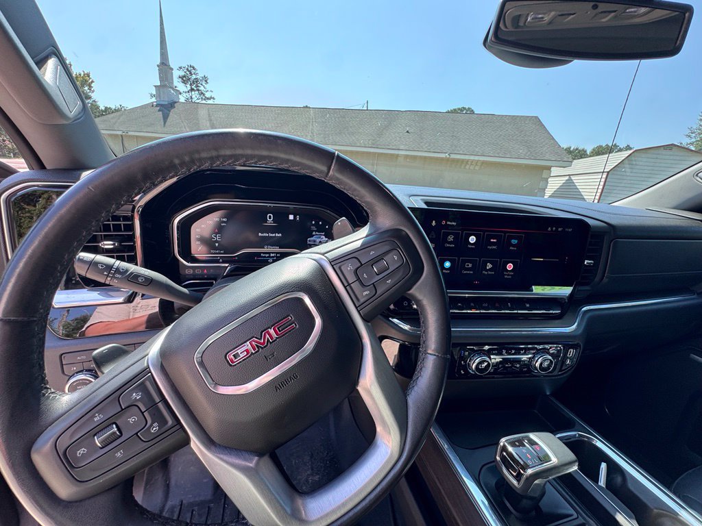 Used 2023 GMC Sierra 1500 SLT w/ SLT Premium Package AWD/4WD image 31