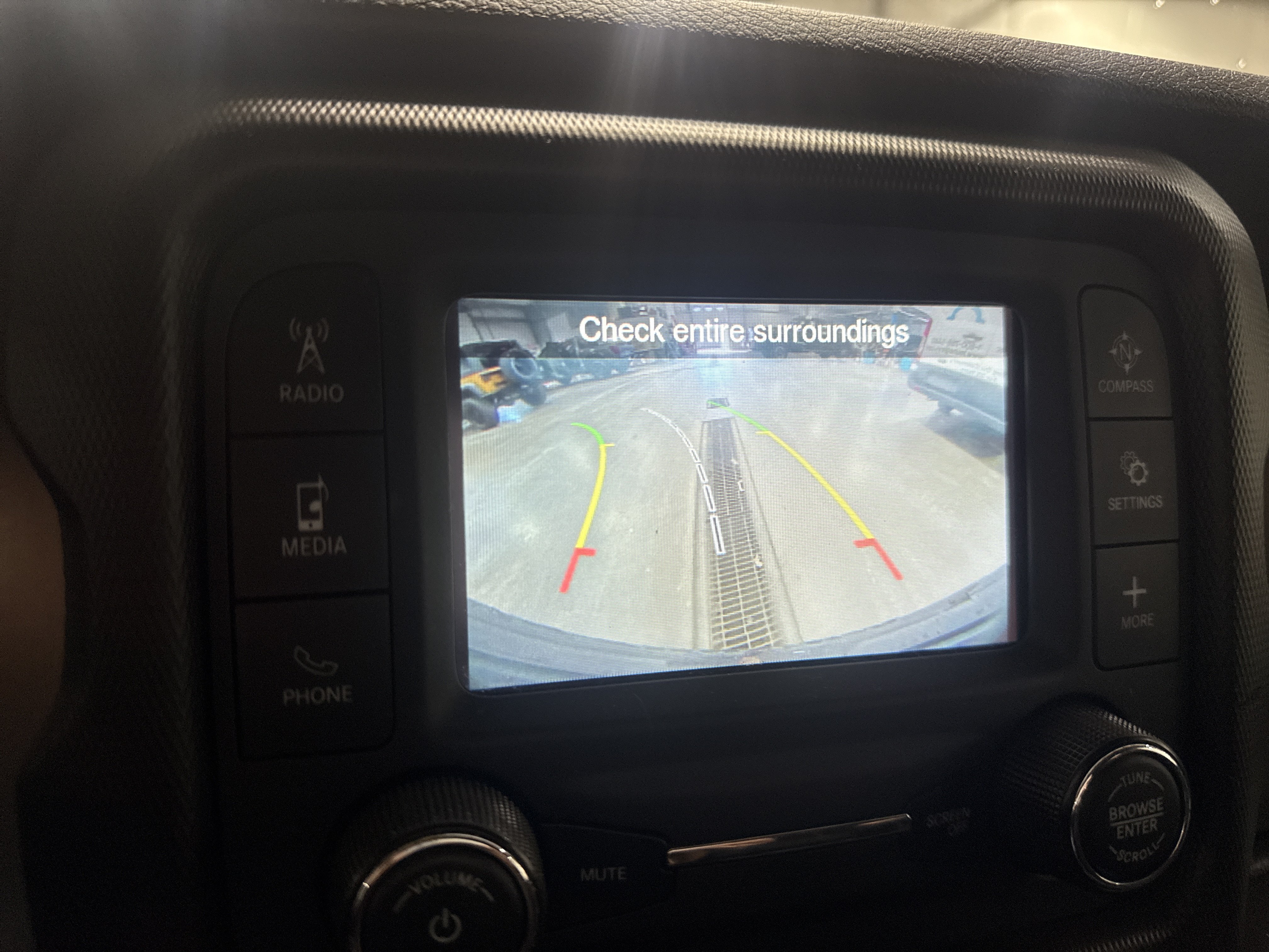 Used 2019 Jeep Wrangler Sport AWD/4WD image 13