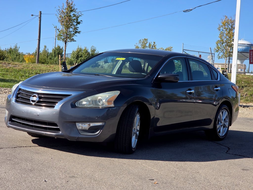 Used 2013 Nissan Altima 2.5 SV FWD image 17