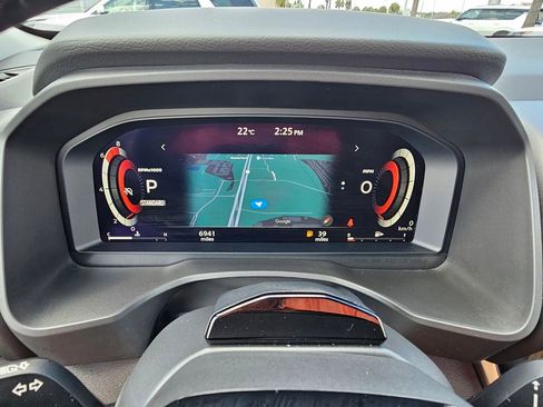 Used 2025 Nissan Rogue SL w/ Tech Package image 24