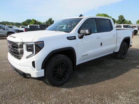 New 2026 GMC Sierra 1500 Elevation w/ Elevation Premium Package AWD/4WD image 10