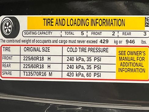 Used 2024 GMC Terrain SLT image 67