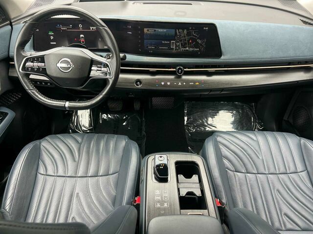 Used 2023 Nissan Ariya AWD/4WD image 16