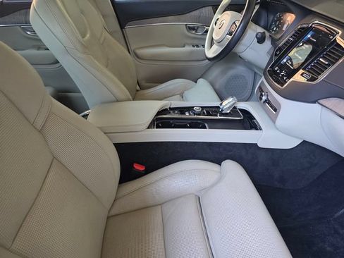 Used 2021 Volvo XC90 T8 Inscription w/ Advanced Package AWD/4WD image 15