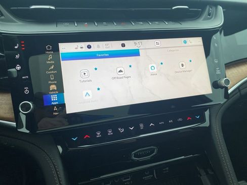 New 2026 Jeep Grand Cherokee L Summit w/ Obsidian Package image 38