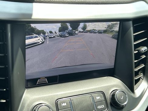 Used 2020 GMC Acadia SLT w/ Driver Alert Package II AWD/4WD image 35