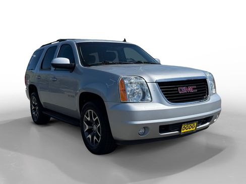 Used 2014 GMC Yukon SLT AWD/4WD image 7