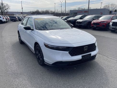 Used 2023 Honda Accord LX image 1