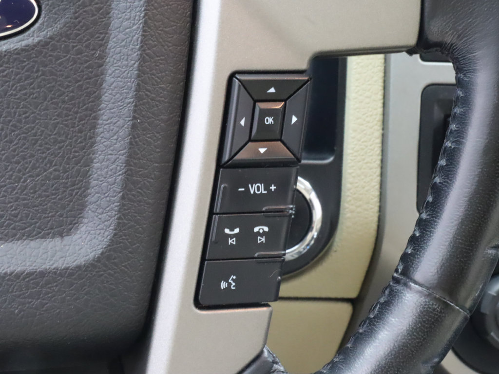 Used 2015 Ford Expedition Limited w/ Equipment Group 301A AWD/4WD image 14