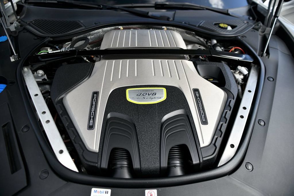 Used 2018 Porsche Panamera Turbo S AWD/4WD image 25
