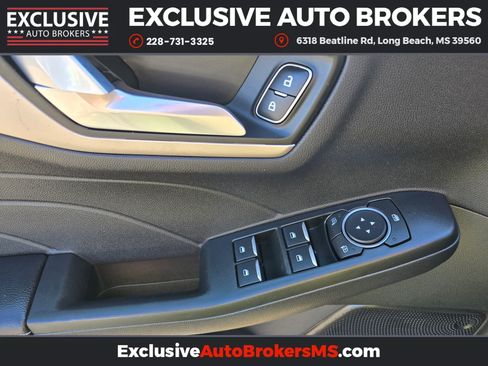 Used 2022 Ford Escape SEL image 22