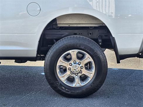 Used 2024 RAM 2500 Big Horn w/ Bed Utility Group image 12