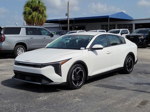 Used 2025 Kia K4 EX FWD image 7