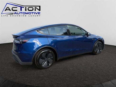 Used 2026 Tesla Model Y Long Range AWD/4WD image 6