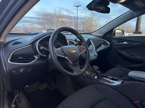 Used 2024 Chevrolet Malibu LS image 14
