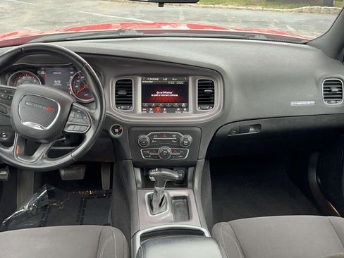 Used 2023 Dodge Charger SXT image 11