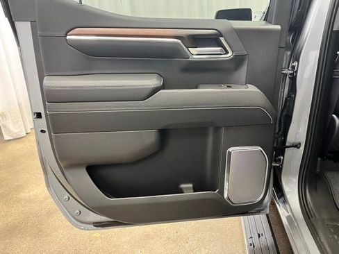 New 2026 GMC Sierra 1500 Denali w/ Denali Reserve Package image 14