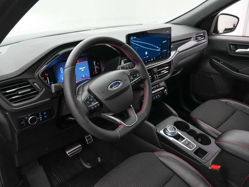 Certified 2024 Ford Escape ST-Line w/ Tech Pack #1 AWD/4WD image 13