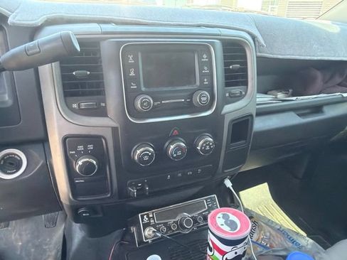 Used 2015 RAM 2500 Tradesman w/ Chrome Appearance Group AWD/4WD image 27