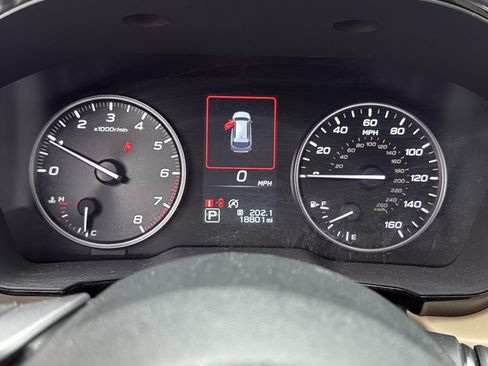 Used 2024 Subaru Outback Premium AWD/4WD image 15