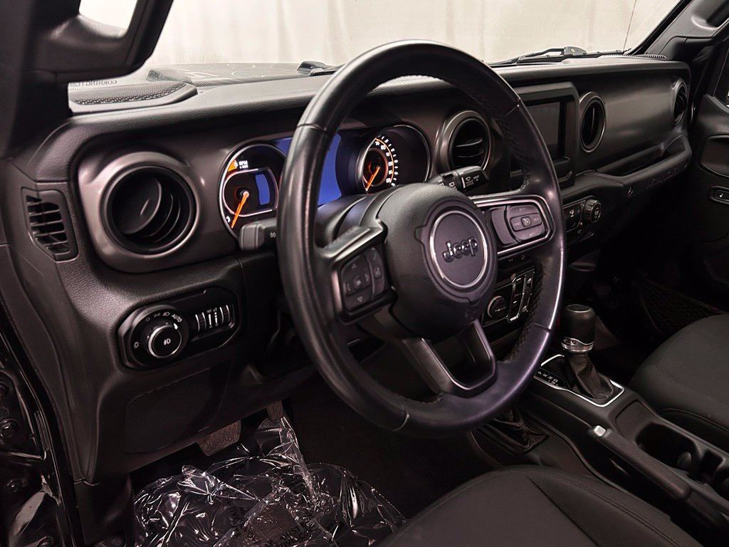 Used 2022 Jeep Wrangler Unlimited Sport AWD/4WD image 11