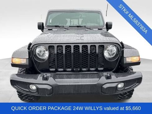 Used 2021 Jeep Gladiator Willys image 2