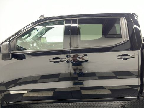 Used 2024 GMC Sierra 1500 Elevation AWD/4WD image 13
