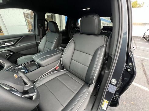 New 2026 Chevrolet Silverado EV LT w/ Plus Package image 10