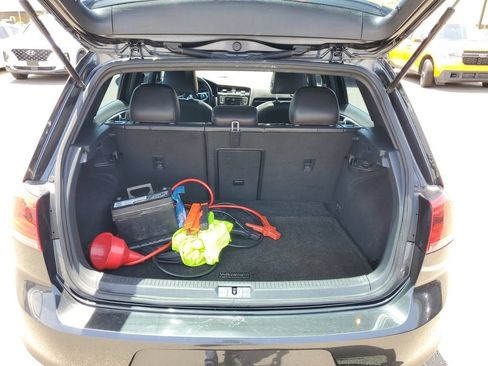 Used 2015 Volkswagen GTI SE FWD image 6