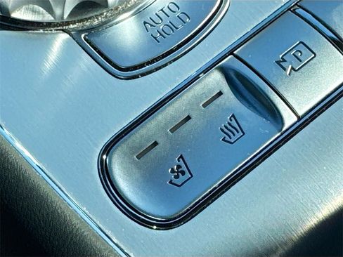 Used 2023 Genesis G90 3.5T image 22