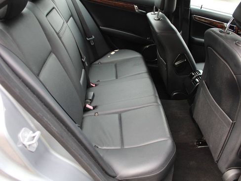 Used 2009 Mercedes-Benz C 300 4MATIC Sedan image 17