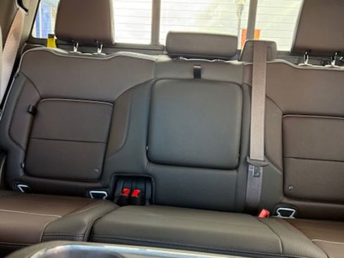 Used 2022 GMC Sierra 1500 Denali w/ Technology Package image 10