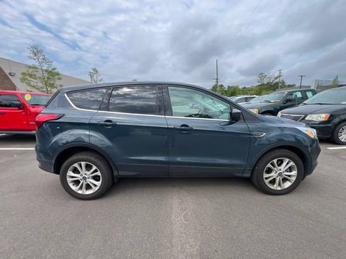 Used 2019 Ford Escape SE AWD/4WD image 4