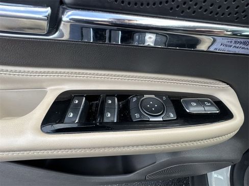 Used 2023 Lincoln Corsair FWD image 13