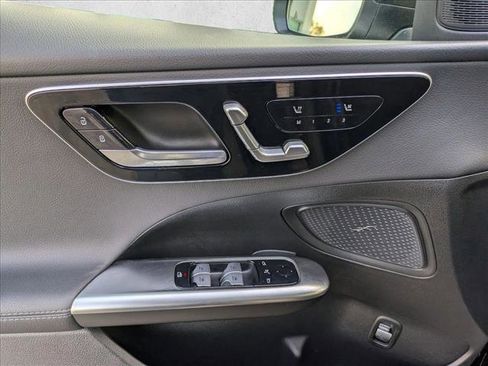 Certified 2025 Mercedes-Benz C 300 Sedan image 15