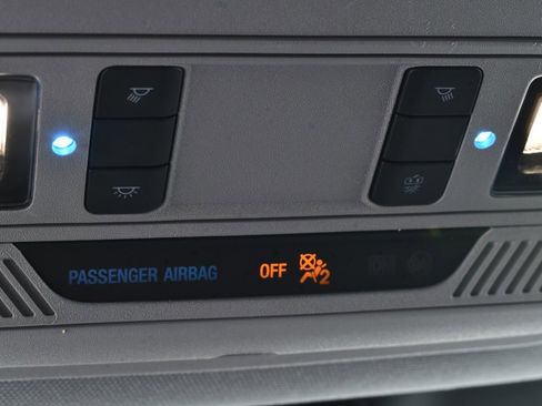 Used 2022 Ford Explorer XLT w/ Equipment Group 202A image 36