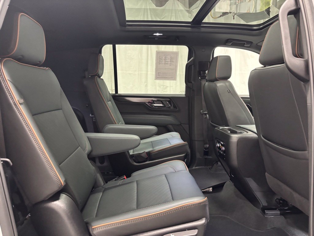 Used 2026 GMC Yukon XL AT4 AWD/4WD image 54