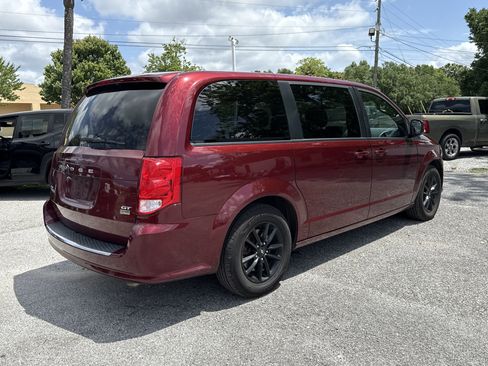Used 2019 Dodge Grand Caravan GT image 5