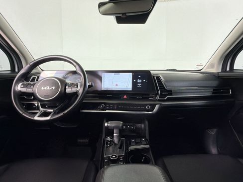 Used 2024 Kia Sportage EX image 13