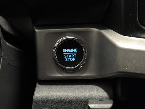 Used 2024 Ford F250 XLT w/ XLT Premium Package image 23