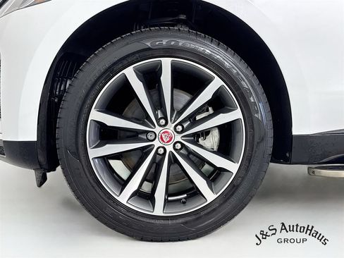 Used 2023 Jaguar F-PACE S AWD/4WD image 39