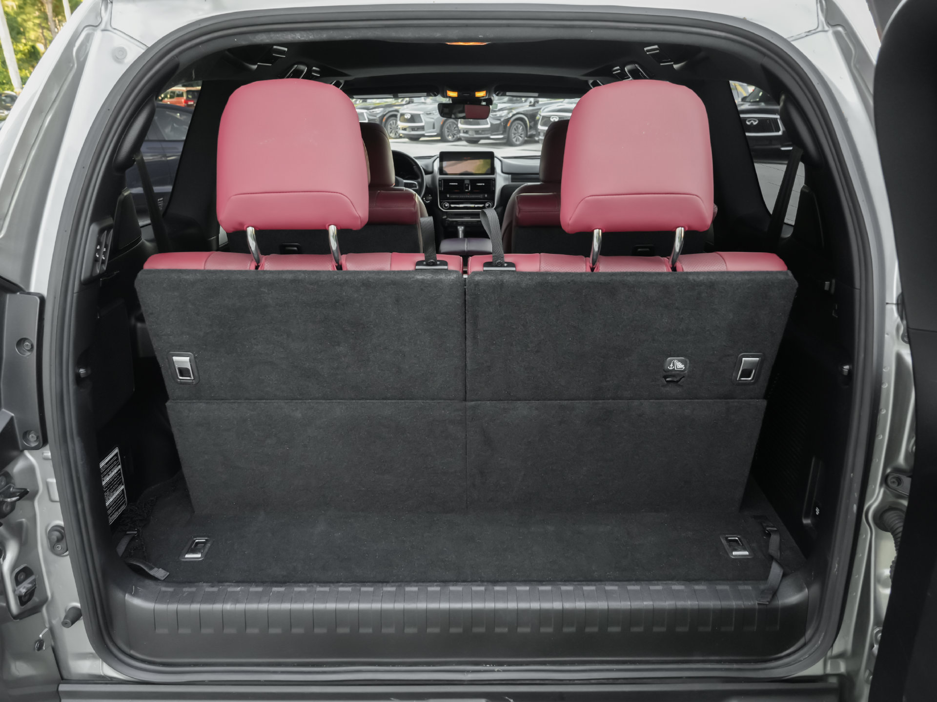 Used 2022 Lexus GX 460 Premium w/ Accessory Package AWD/4WD image 45