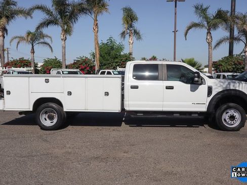 Used 2018 Ford F550 2WD Crew Cab Super Duty image 9