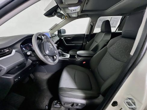 Used 2024 Toyota RAV4 XLE w/ Convenience Package FWD image 14