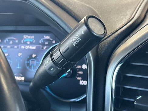 Used 2022 Ford F450 Platinum w/ FX4 Off-Road Package AWD/4WD image 19