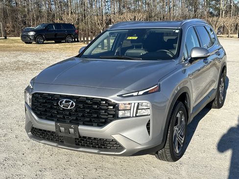 Used 2023 Hyundai Santa Fe SEL image 1