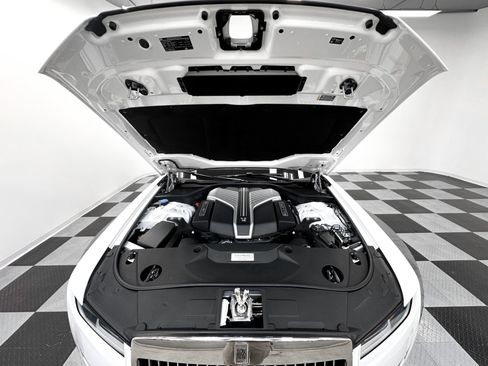 Used 2021 Rolls-Royce Ghost image 40