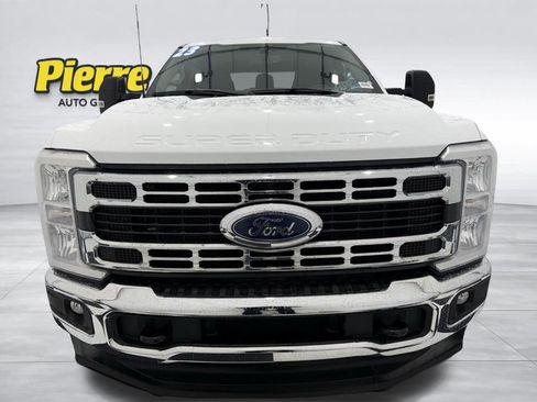 Used 2023 Ford F350 XLT w/ FX4 Off-Road Package image 7