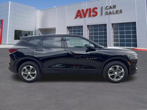 Used 2025 Chevrolet Blazer LT AWD/4WD image 5