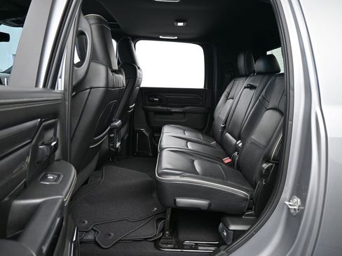 Used 2024 RAM 3500 Limited image 29